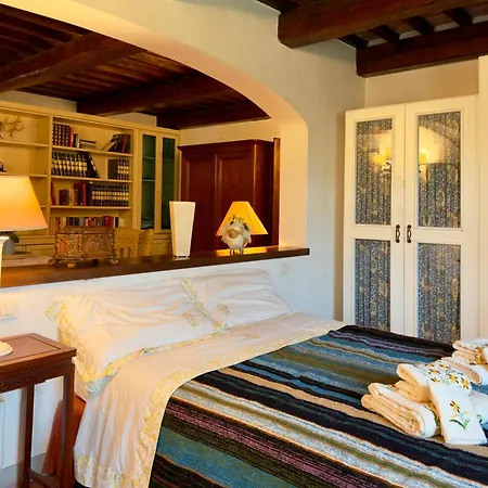 Apartament Rustico Tra Pisa, Lucca E Firenze *