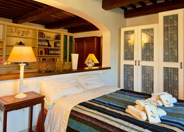 Apartmán Rustico Tra Pisa, Lucca E Firenze *